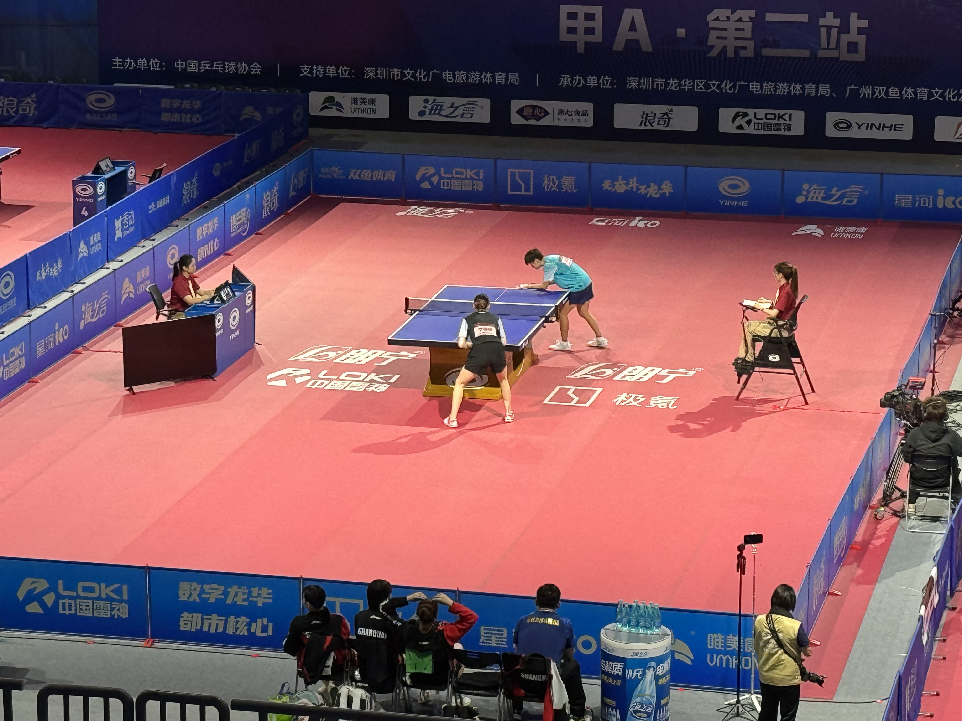 深圳龍華文體中心體育館 中國乒乓球俱樂部比賽
