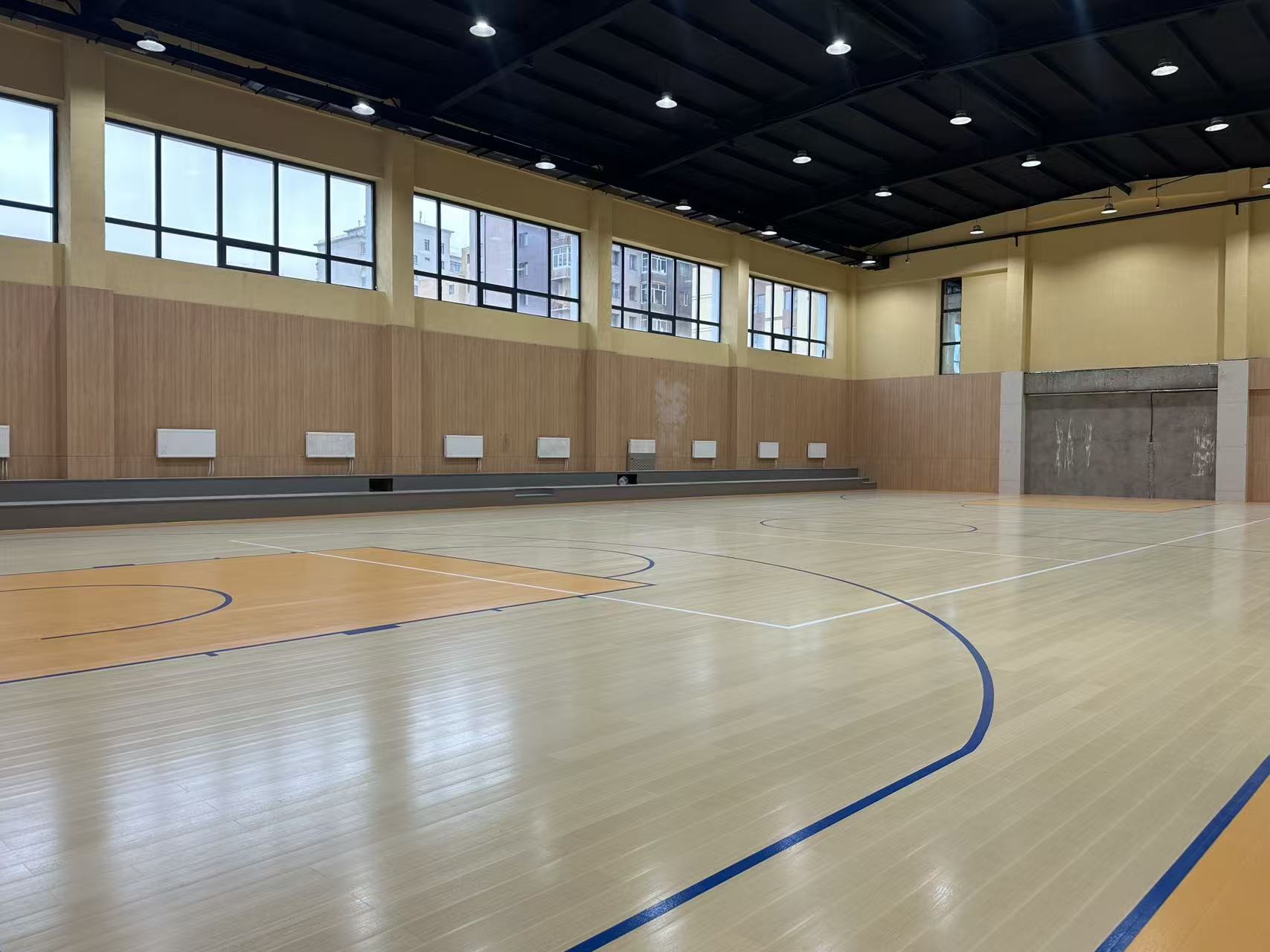 蒙古國家樂福運動中心